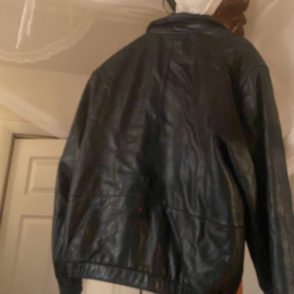 Black leather bonnet hacket - Picture 4 of 7